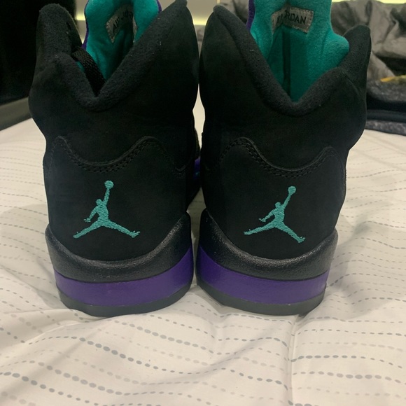 Jordan 5 Grape OG main image 7